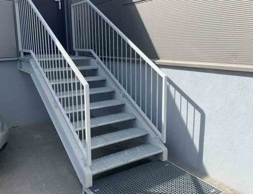 Beltéri vs. kültéri acél lépcsők: anyagválasztási és szerkezeti különbségek